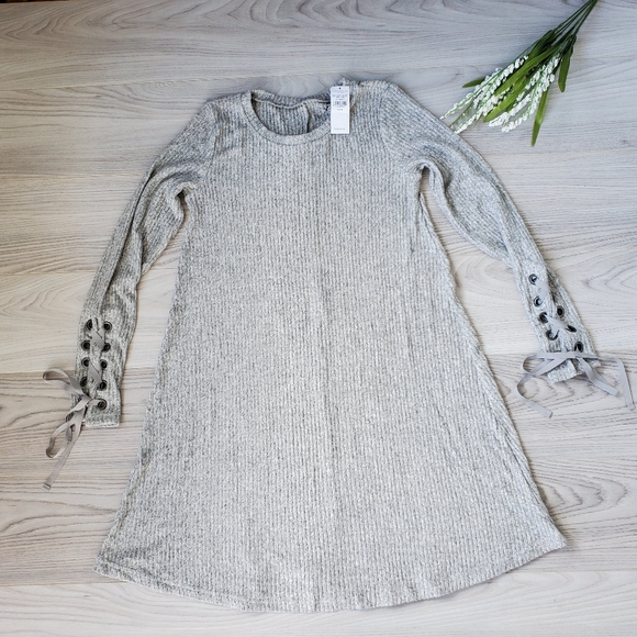 American Eagle Outfitters Dresses & Skirts - AMERICAN EAGLE Soft and Sexy dress